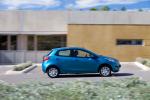 Mazda2 2010 года